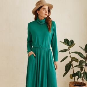 Vintage 1980s Positive Attitude Emerald Green Tutrtleneck knit Midi Dress M